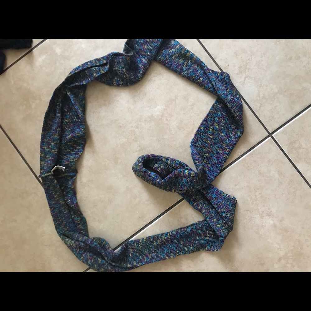 Clothes - Picture 3 of 15